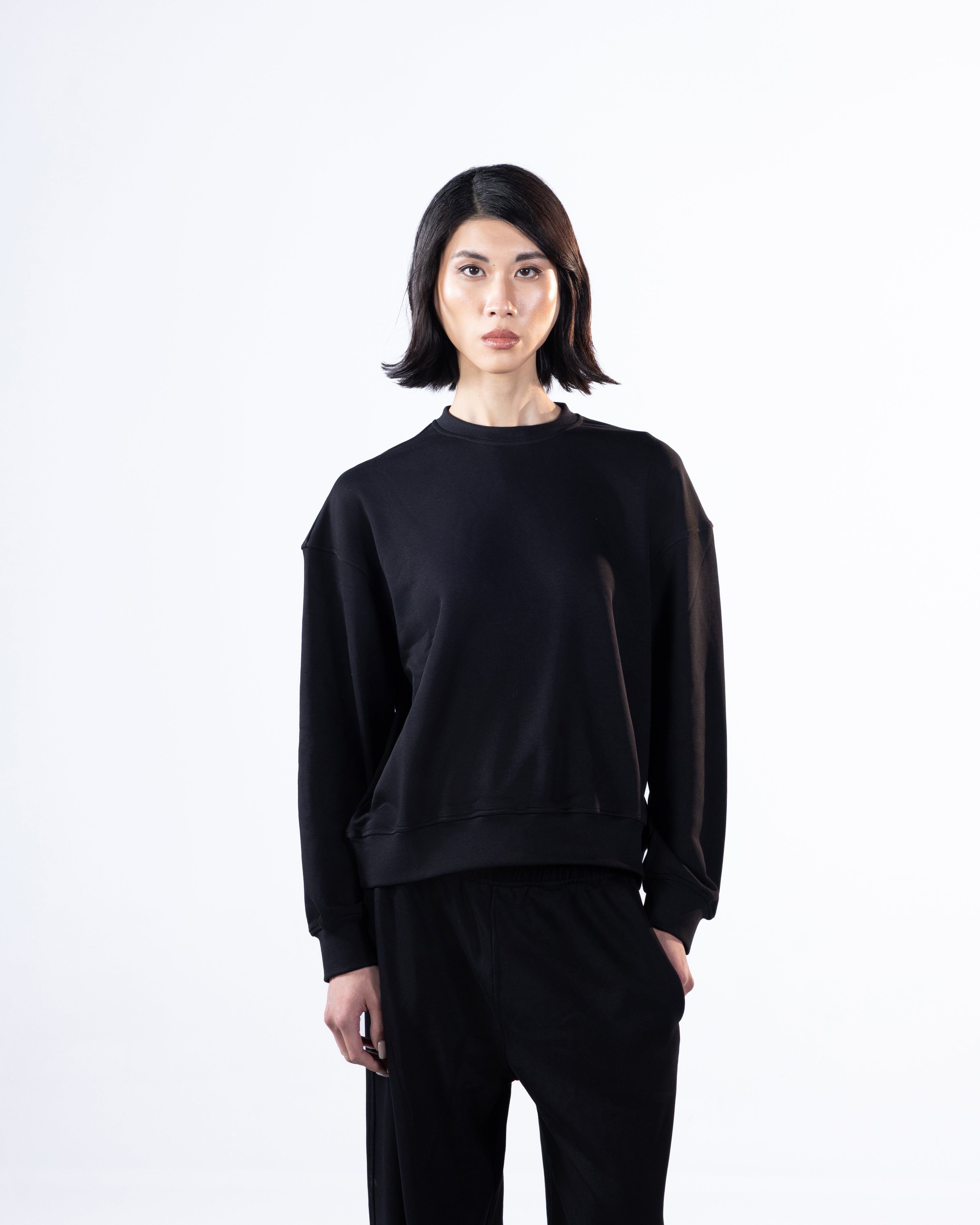 RELAXED CREWNECK - BLACK