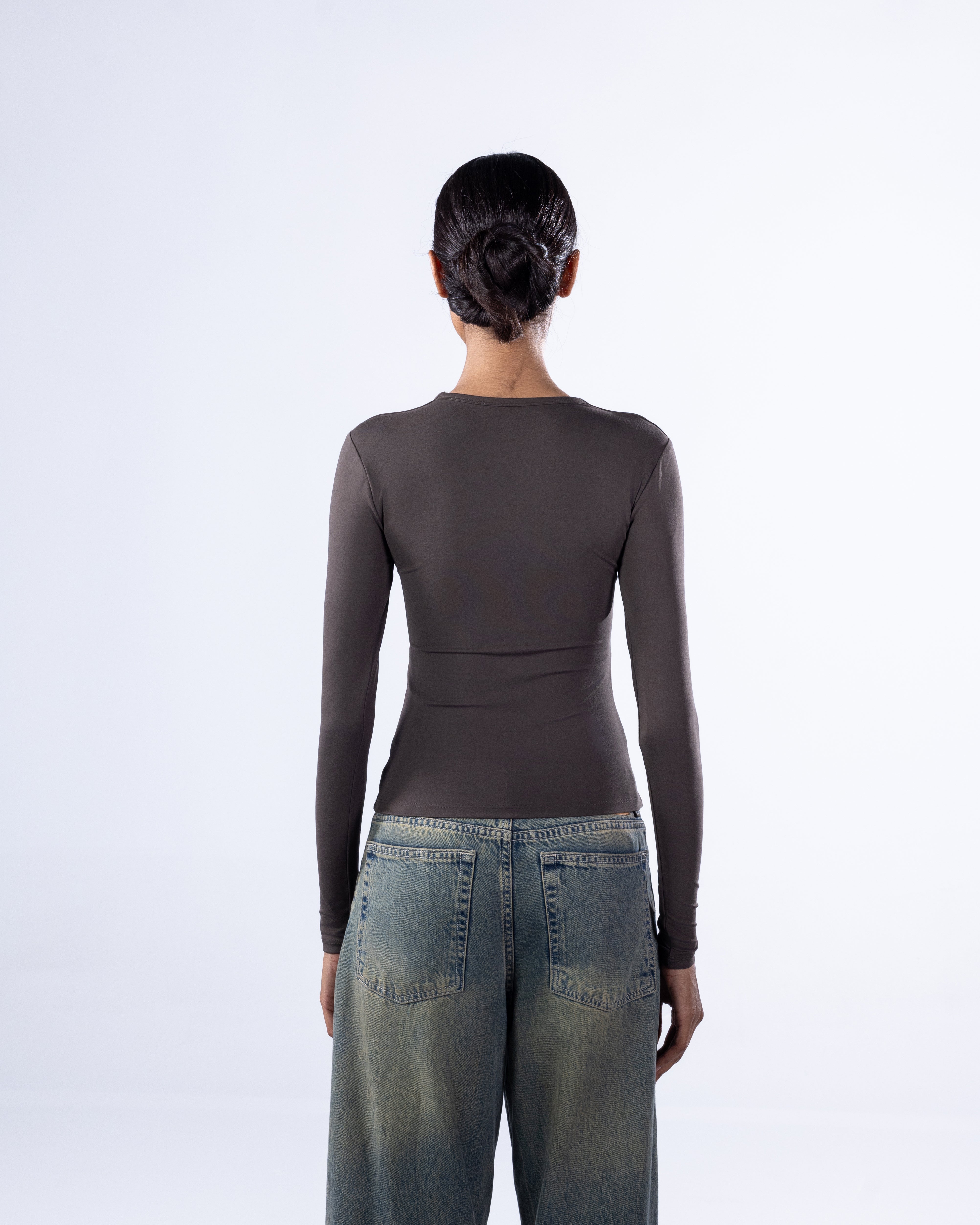 ROUND AERO CONTOUR LONG SLEEVE TOP - TAUPE