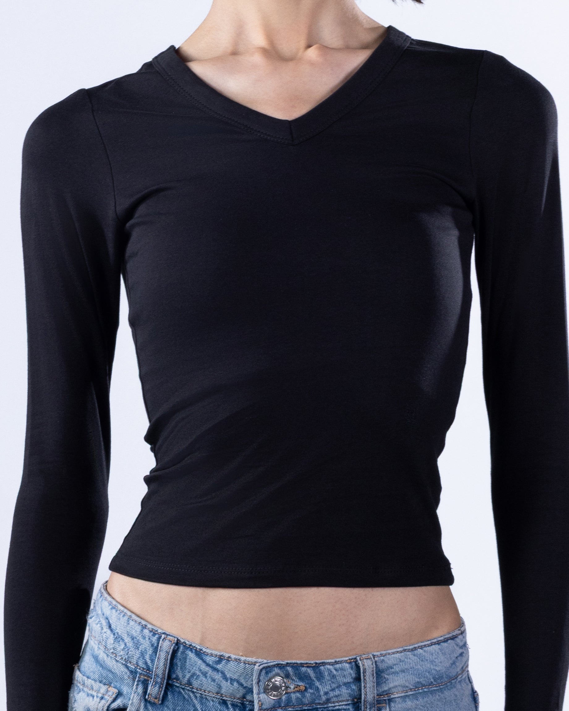 V-NECK LONG SLEEVE COTTON TOP - BLACK