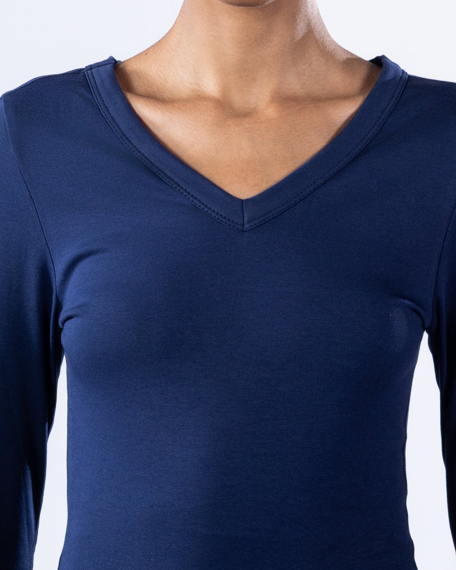 V-NECK LONG SLEEVE COTTON TOP - NAVY BLUE