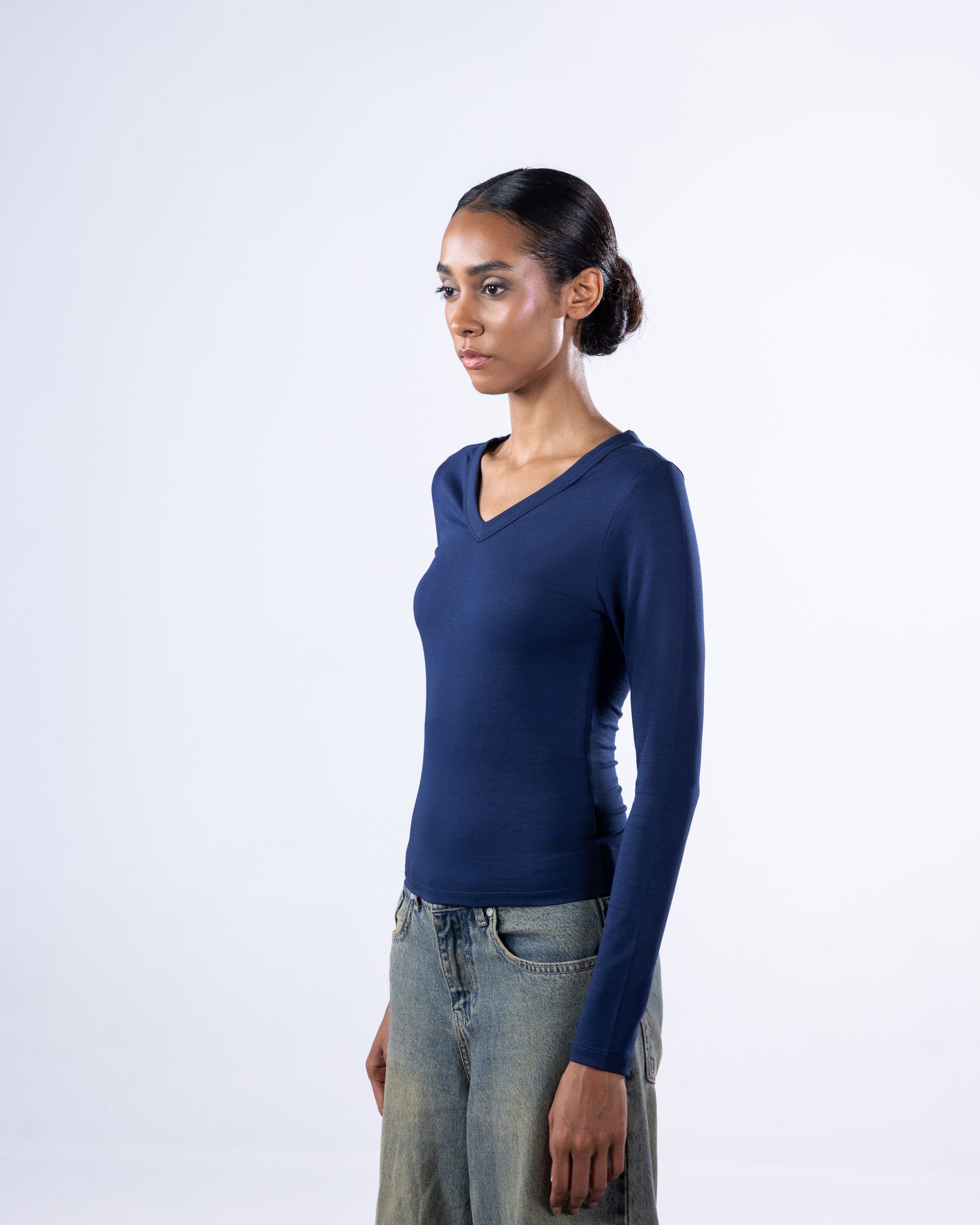 V-NECK LONG SLEEVE COTTON TOP - NAVY BLUE