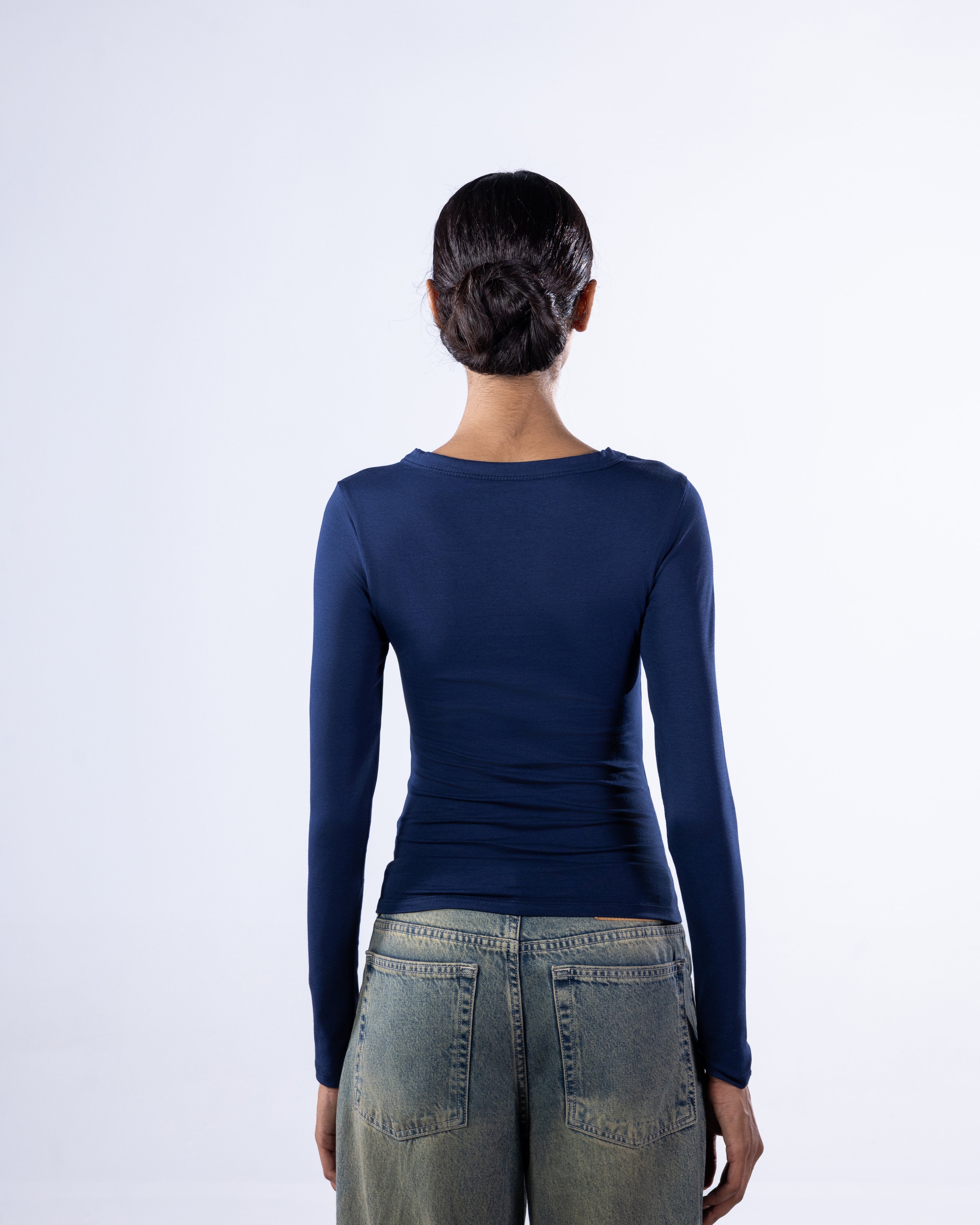V-NECK LONG SLEEVE COTTON TOP - NAVY BLUE