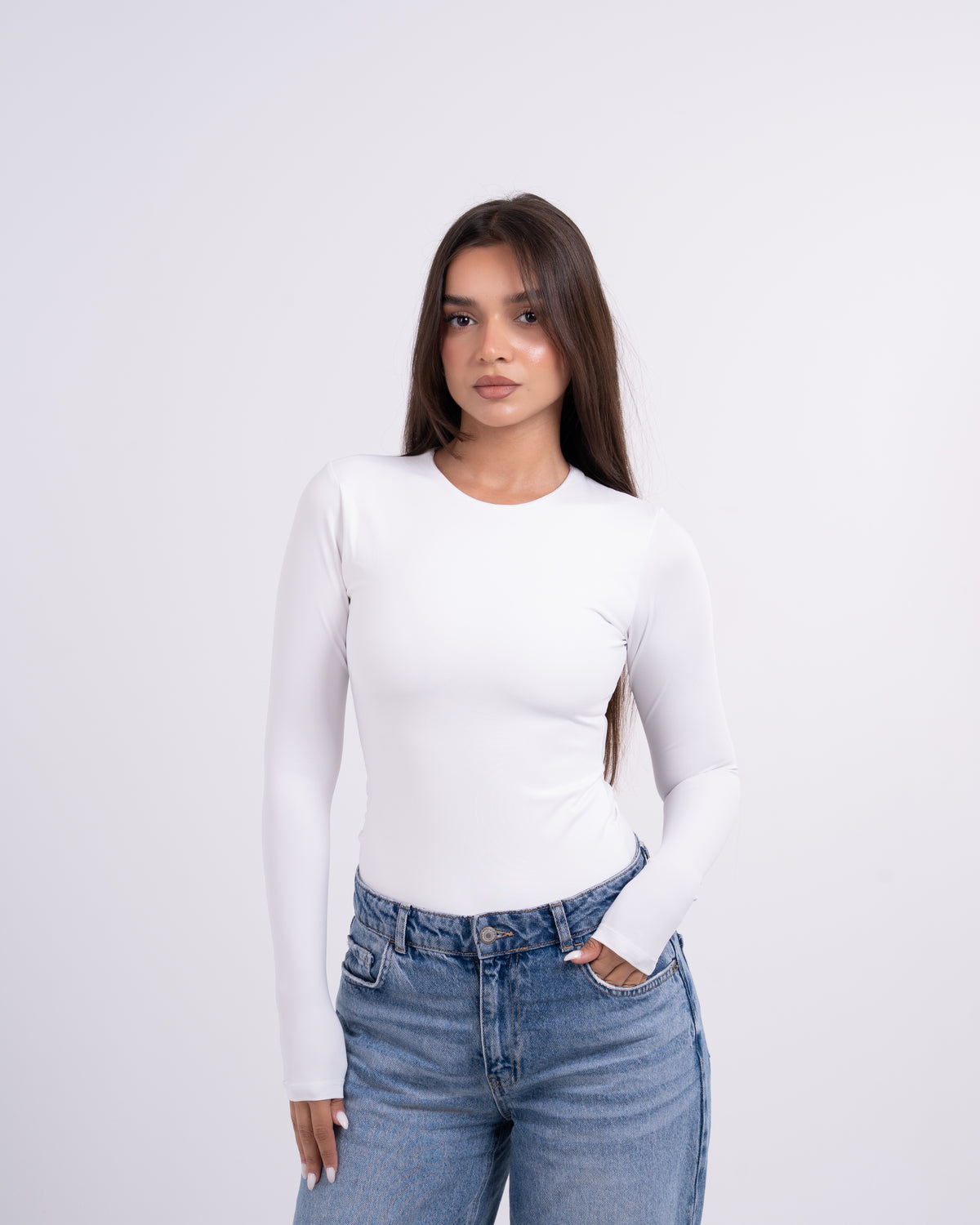 ROUND AERO CONTOUR LONG SLEEVE TOP - WHITE
